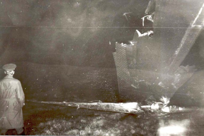 Deadly bet: How to land a plane blindly and kill 70 people Deadly bet: How to land a plane blindly and kill 70 people