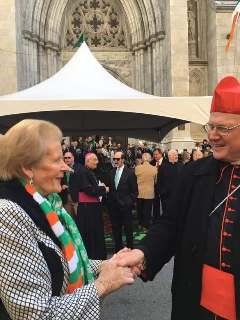 Deceptive perspective: 22 example optical illusions