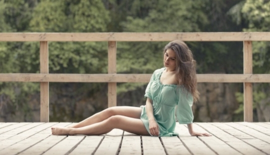 Delicadas obras eróticas del fotógrafo búlgaro Kalynsky Delicadas obras eróticas del fotógrafo búlgaro Kalynsky