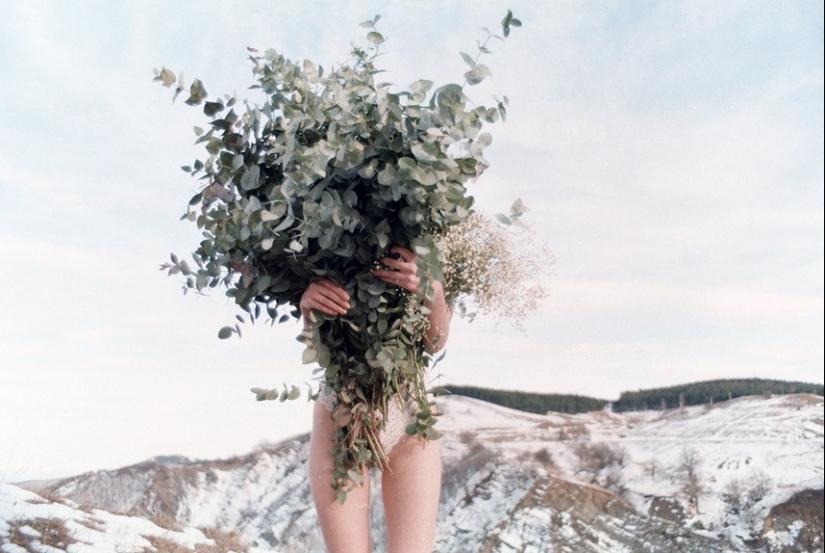 Delicate works by Georgian photo artist Mariam Sichinava