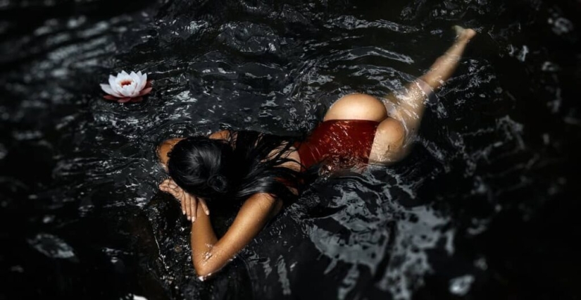 Desnudos tiernos del fotógrafo ecuatoriano John Bautista