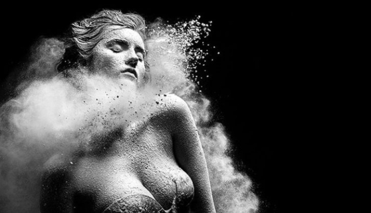 Detuvo el paso del tiempo Detuvo el paso del tiempo