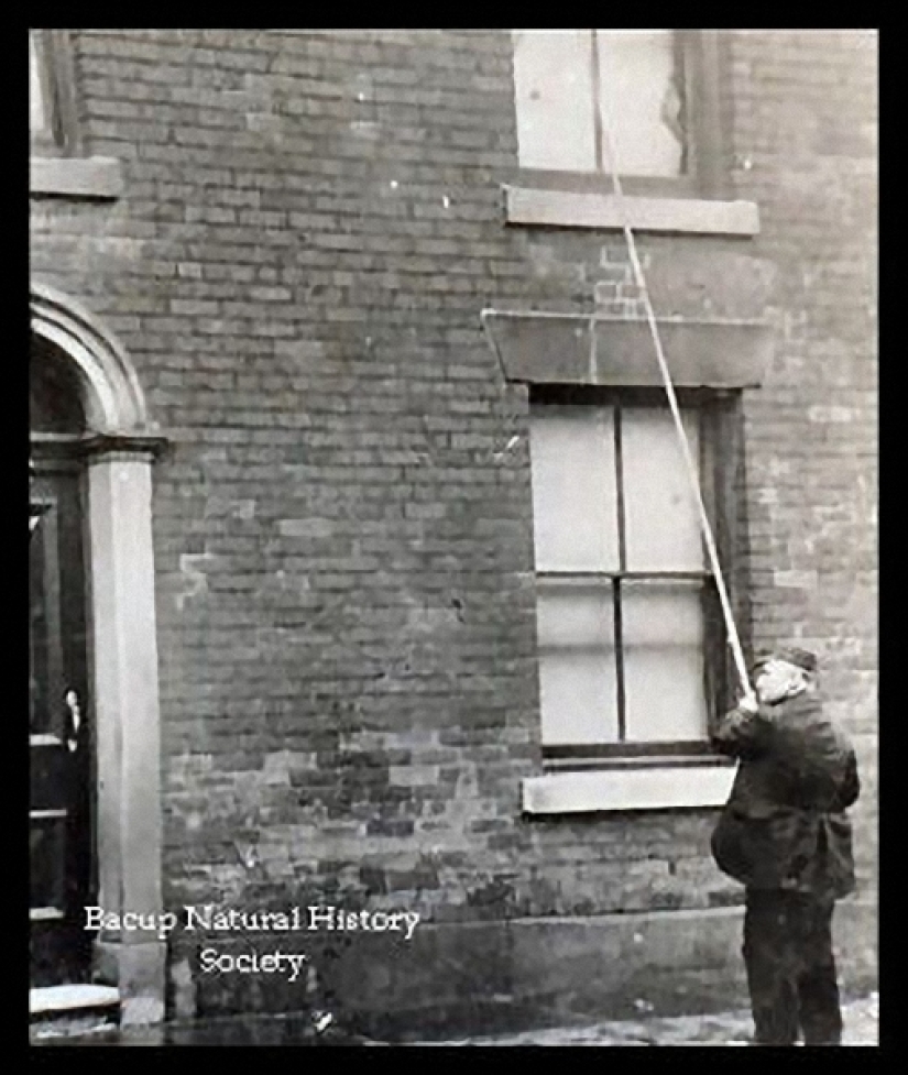 Did everyone wake up on Monday? Did everyone wake up on Monday?