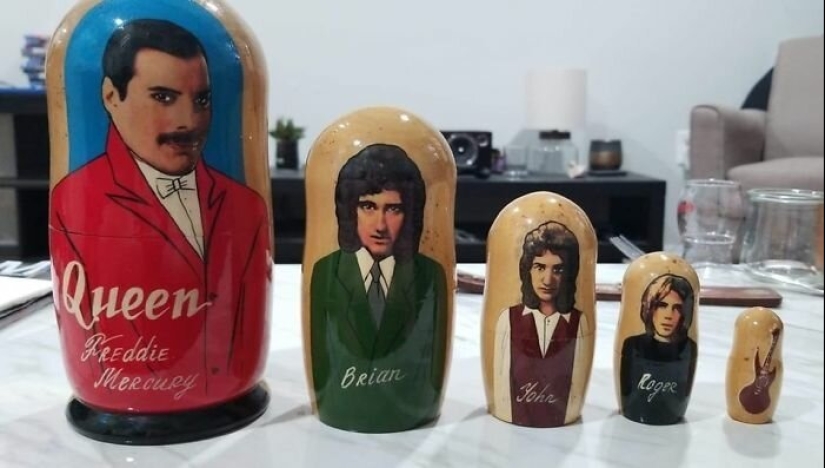 Disco pig, the phone-mouth and other curios, bought with it