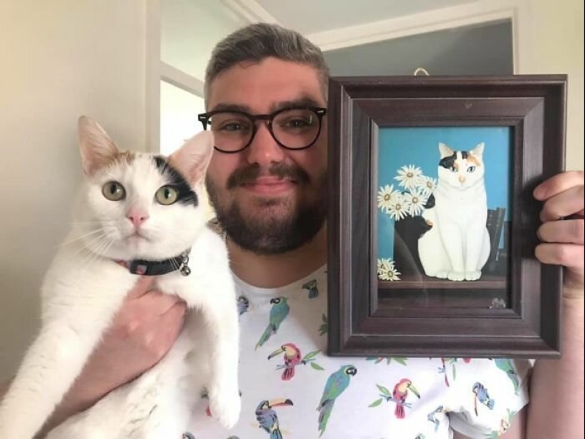 Discoteca de cerdo, el teléfono boca y otras curiosidades, comprado con ella