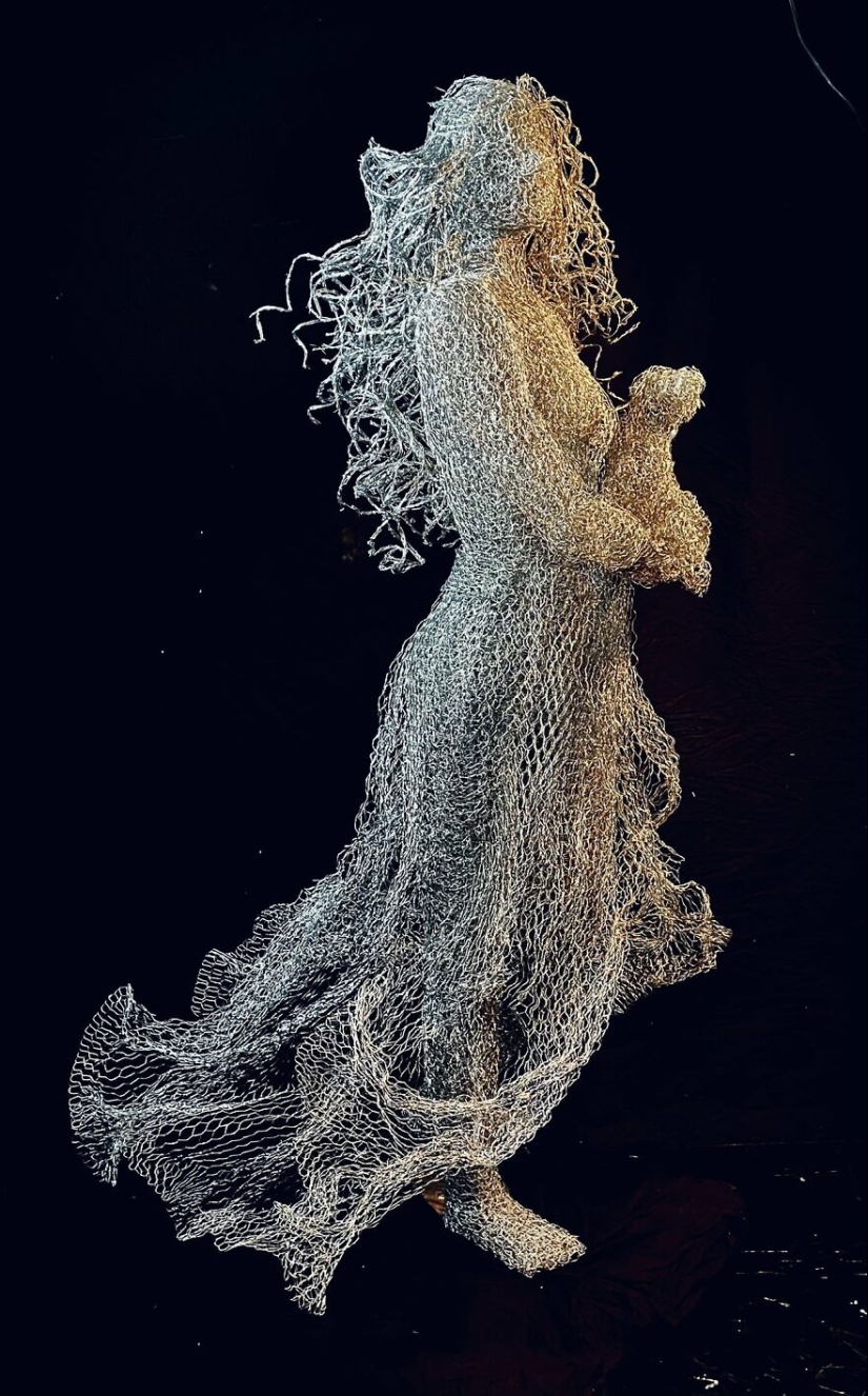 Discover 14 Sculptures I’ve Made From This Relatively Industrial, Unlikely Material Discover 14 Sculptures I’ve Made From This Relatively Industrial, Unlikely Material