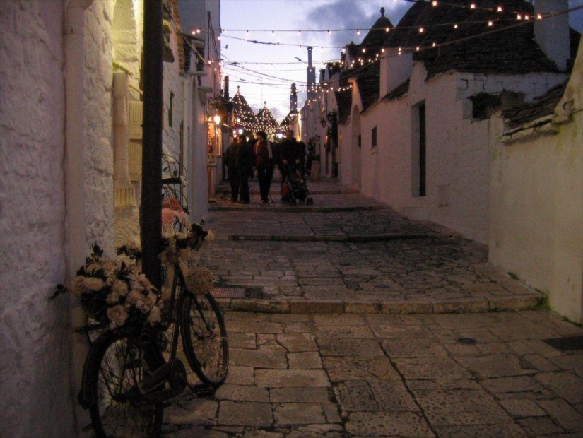 Donde vive el cuento de hadas: pequeños pueblos con encanto en Italia