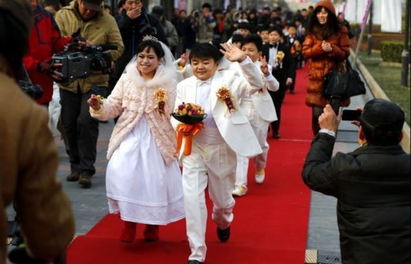 Dwarfs and midgets: how different are these little people Dwarfs and midgets: how different are these little people