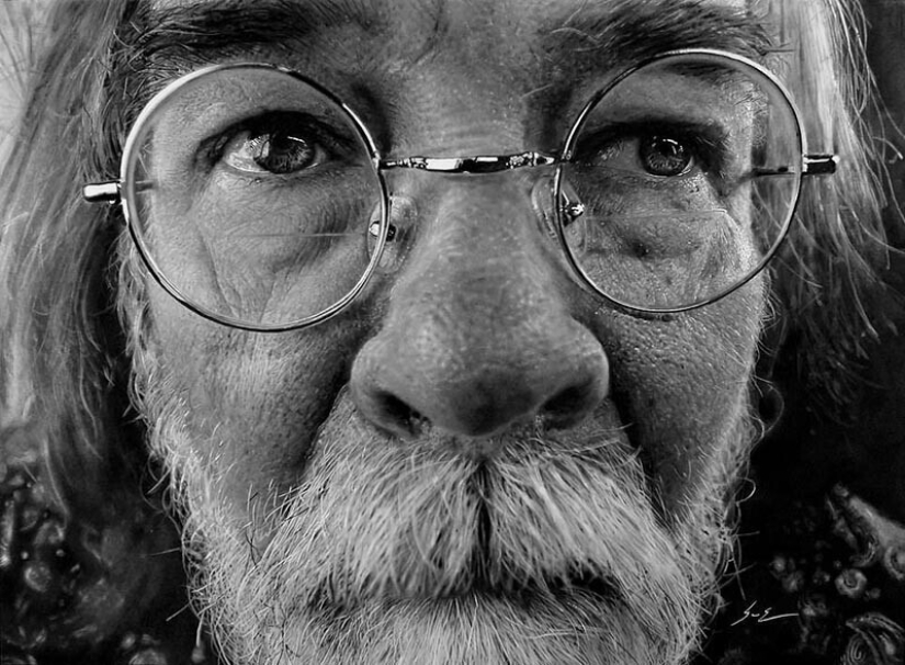 Dylan Eakin y sus dibujos fotorrealistas al carboncillo