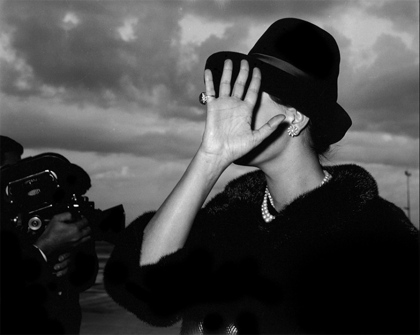 El arte de espiar: 17 de los disparos de paparazzi más poderosos El arte de espiar: 17 de los disparos de paparazzi más poderosos