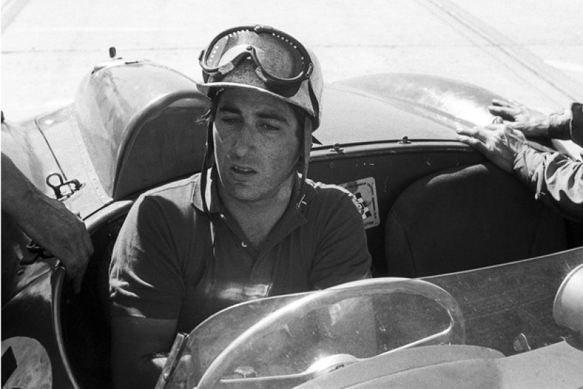 El Beso de la Muerte, o La historia de una foto tomada minutos antes de la tragedia El Beso de la Muerte, o La historia de una foto tomada minutos antes de la tragedia