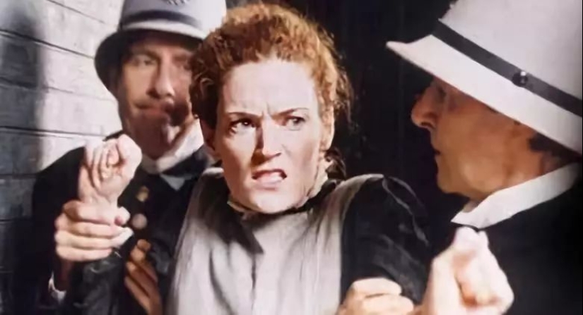 El crimen y la tragedia de la tifoidea Mary: cómo la siniestra cocinera mantuvo a toda Nueva York atemorizada durante 10 años El crimen y la tragedia de la tifoidea Mary: cómo la siniestra cocinera mantuvo a toda Nueva York atemorizada durante 10 años