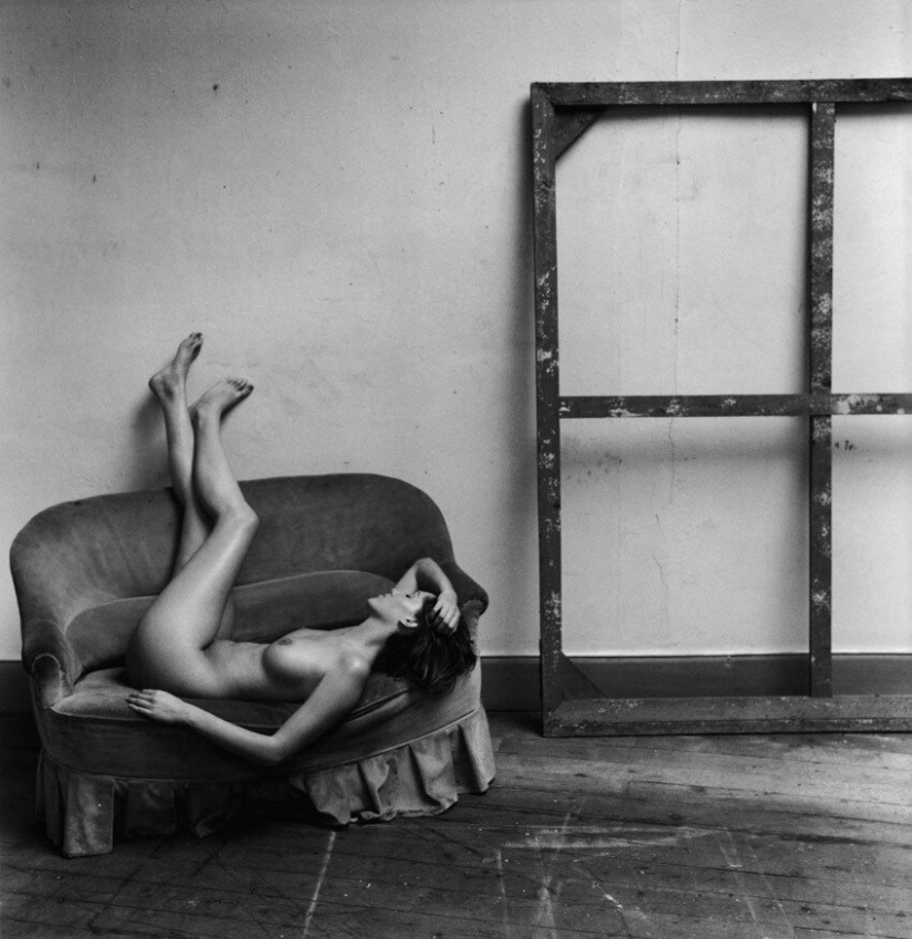 El cuerpo femenino y la geometría en la obra del fotógrafo Christian Coigny