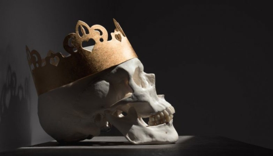 El culo de un enano, una jamba de la puerta y otras razones ridículas por las que los reyes murieron El culo de un enano, una jamba de la puerta y otras razones ridículas por las que los reyes murieron