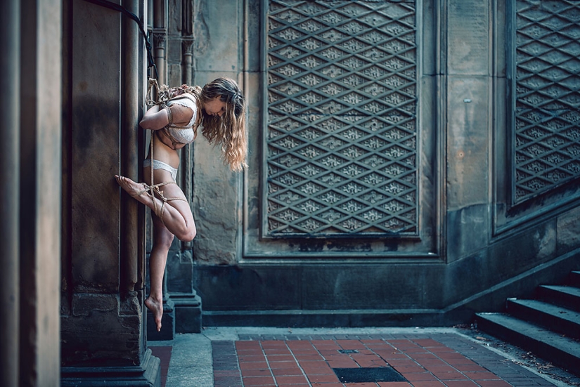 El fotógrafo El Arcángel Sucio y su Shibari en las calles de Nueva York: Cuando el arte revela la libertad El fotógrafo El Arcángel Sucio y su Shibari en las calles de Nueva York: Cuando el arte revela la libertad