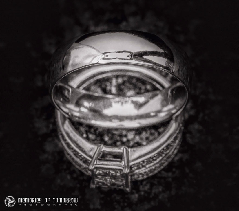 El fotógrafo ha encontrado una forma única de fotografiar bodas