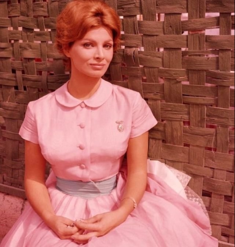 El italiano belleza Scilla Gabel — suplente Sophia Loren El italiano belleza Scilla Gabel — suplente Sophia Loren