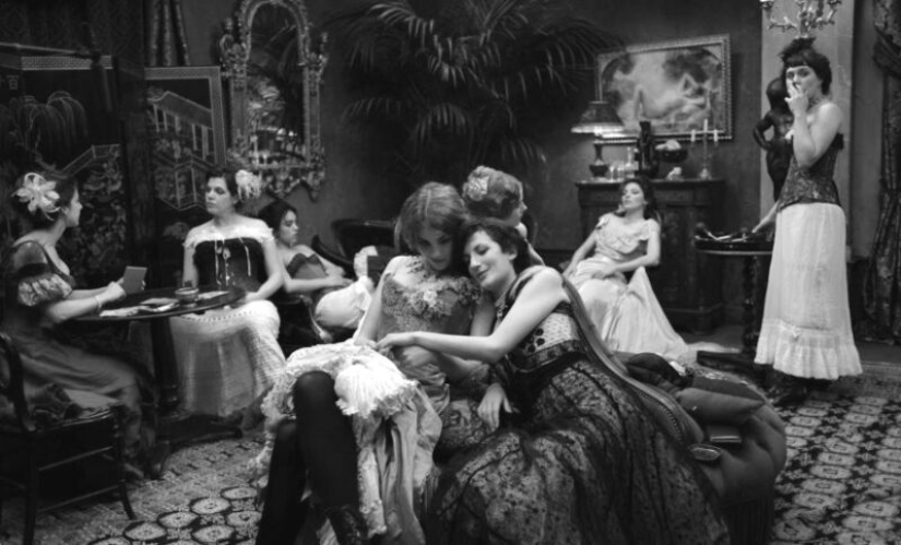 El Judío cartel de "Zvi Migdal" — un cínico proxenetas en fardos El Judío cartel de "Zvi Migdal" — un cínico proxenetas en fardos