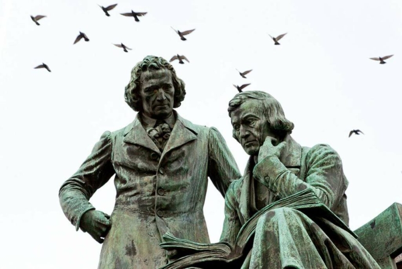 El lado oscuro de los cuentos de hadas de los hermanos Grimm: qué se esconde tras las historias infantiles