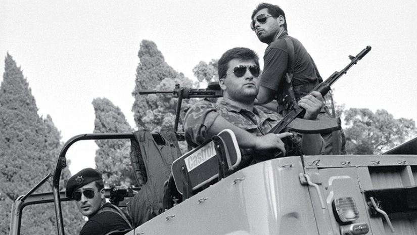 El ladrón más inusual en la ley Jaba Ioseliani y su ejército "Mkhedrioni" El ladrón más inusual en la ley Jaba Ioseliani y su ejército "Mkhedrioni"