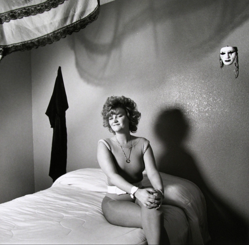 El legendario burdel "Mustang" en Nevada en imágenes de Norman Mauskopf