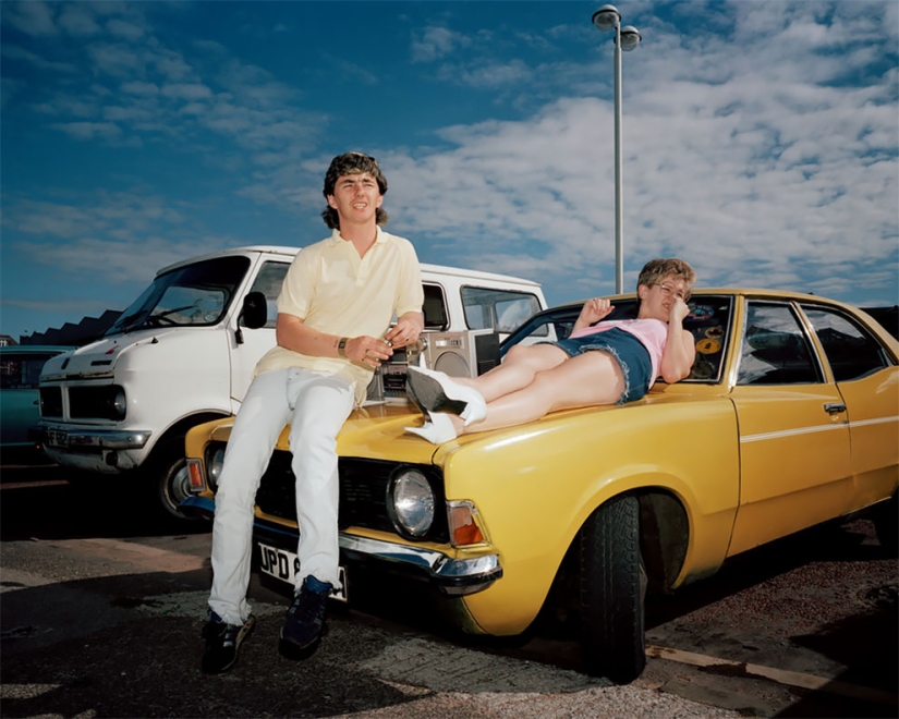 El último recurso: El Gris de la Clase Obrera Británica por Martin Parr El último recurso: El Gris de la Clase Obrera Británica por Martin Parr