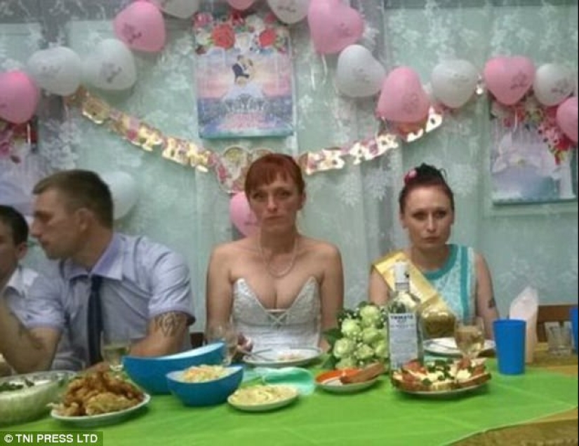 El objetivo de la ficción es difícil: vyrviglaznye sesiones de fotos de boda provincial El objetivo de la ficción es difícil: vyrviglaznye sesiones de fotos de boda provincial