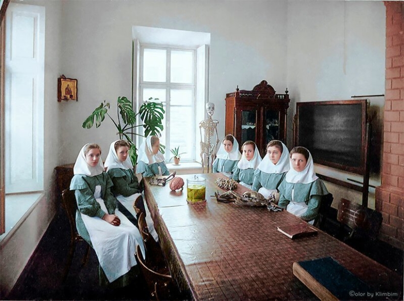 El pre-revolucionario de la historia de Rusia en el color de las fotos