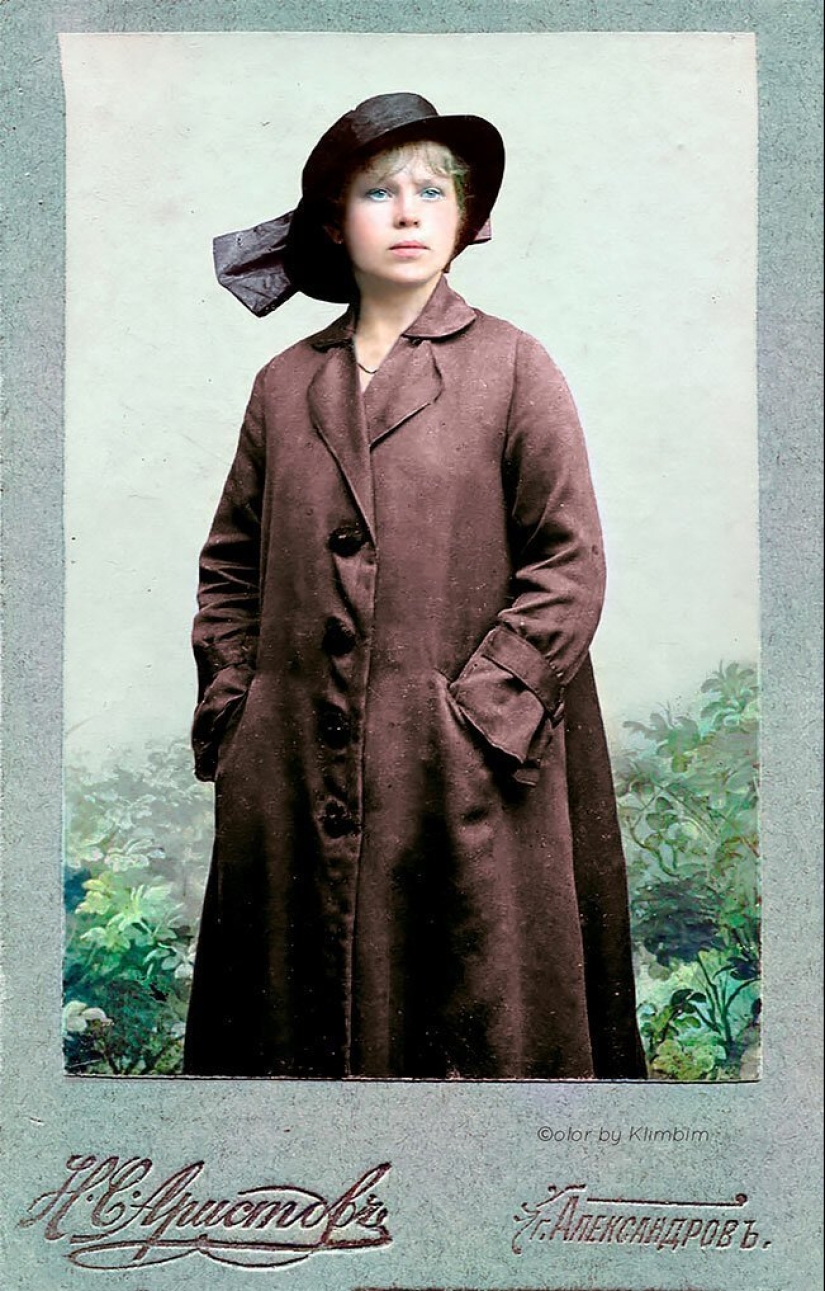 El pre-revolucionario de la historia de Rusia en el color de las fotos