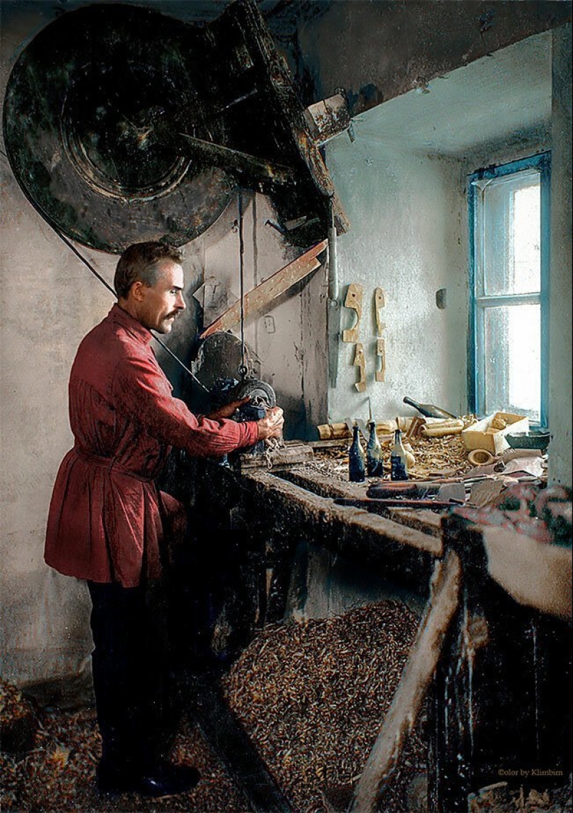 El pre-revolucionario de la historia de Rusia en el color de las fotos