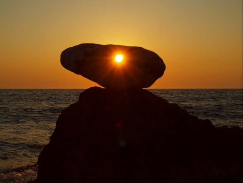 El secreto del "dios pollo": por qué las piedras con un agujero se valoran en todo el mundo El secreto del "dios pollo": por qué las piedras con un agujero se valoran en todo el mundo