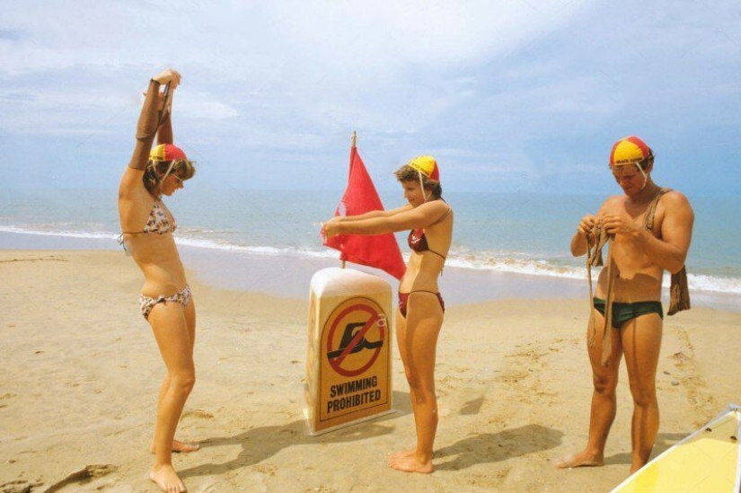 El toque de la mano de la muerte", o por Qué se bañan en pantimedias en el norte de Australia El toque de la mano de la muerte", o por Qué se bañan en pantimedias en el norte de Australia