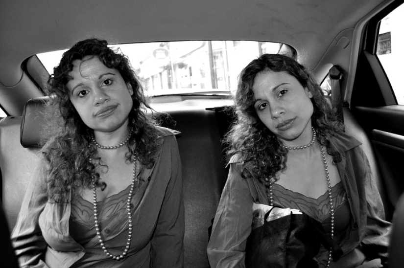 Él ve que el conductor del taxi?