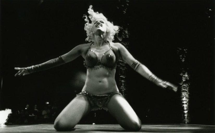 Elmo Tide: Las historias reales de un genio anónimo de la fotografía callejera Elmo Tide: Las historias reales de un genio anónimo de la fotografía callejera