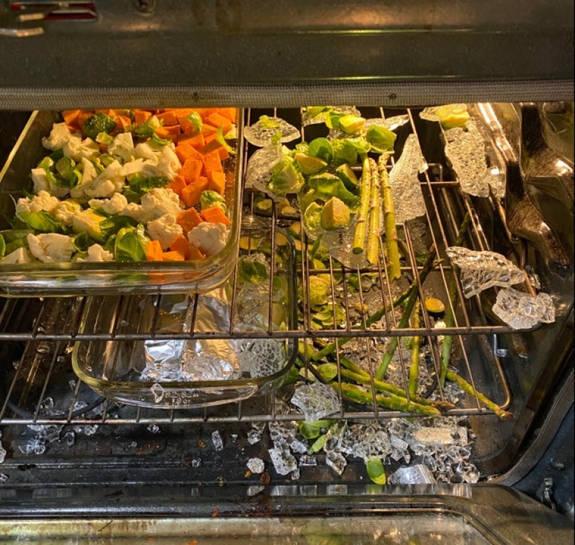 En el pie equivocado: 20 fotos de personas cuyo día no comenzó muy bien En el pie equivocado: 20 fotos de personas cuyo día no comenzó muy bien