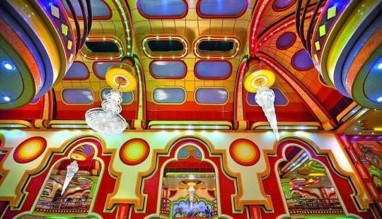 En las montañas de Bolivia, hay casas que te harán creer en extraterrestres En las montañas de Bolivia, hay casas que te harán creer en extraterrestres