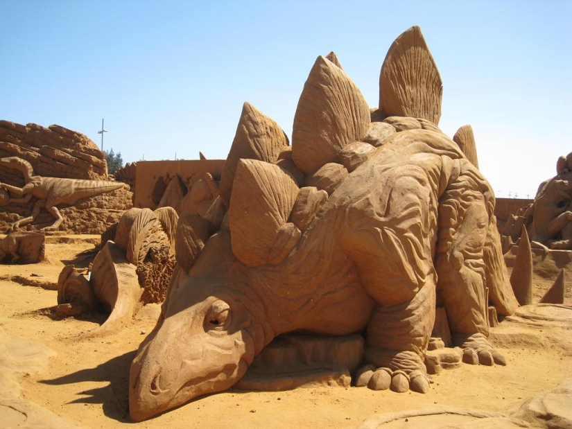 Epic sand sculptures worthy of a place in a museum Epic sand sculptures worthy of a place in a museum