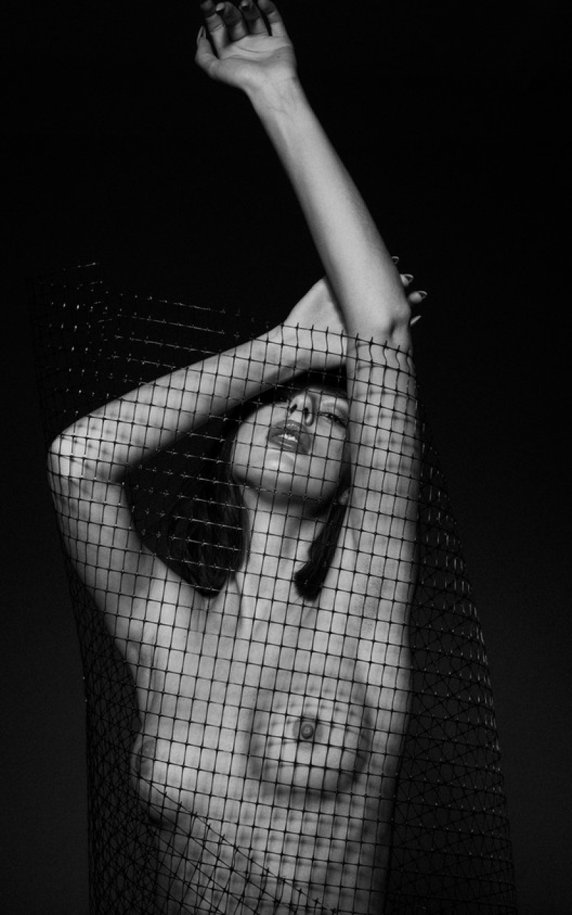 Erotic female portraits by Federico Ravasio