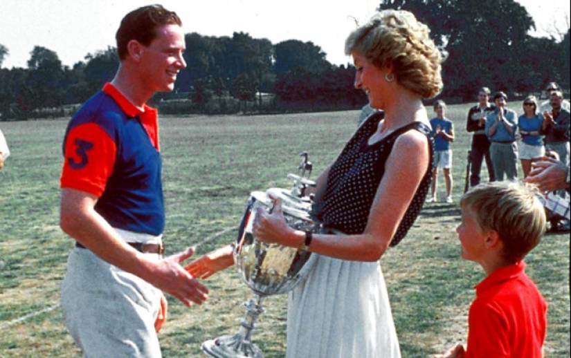 Esqueletos en el armario de Lady Di, o por qué la princesa dejó que su madrastra bajara las escaleras