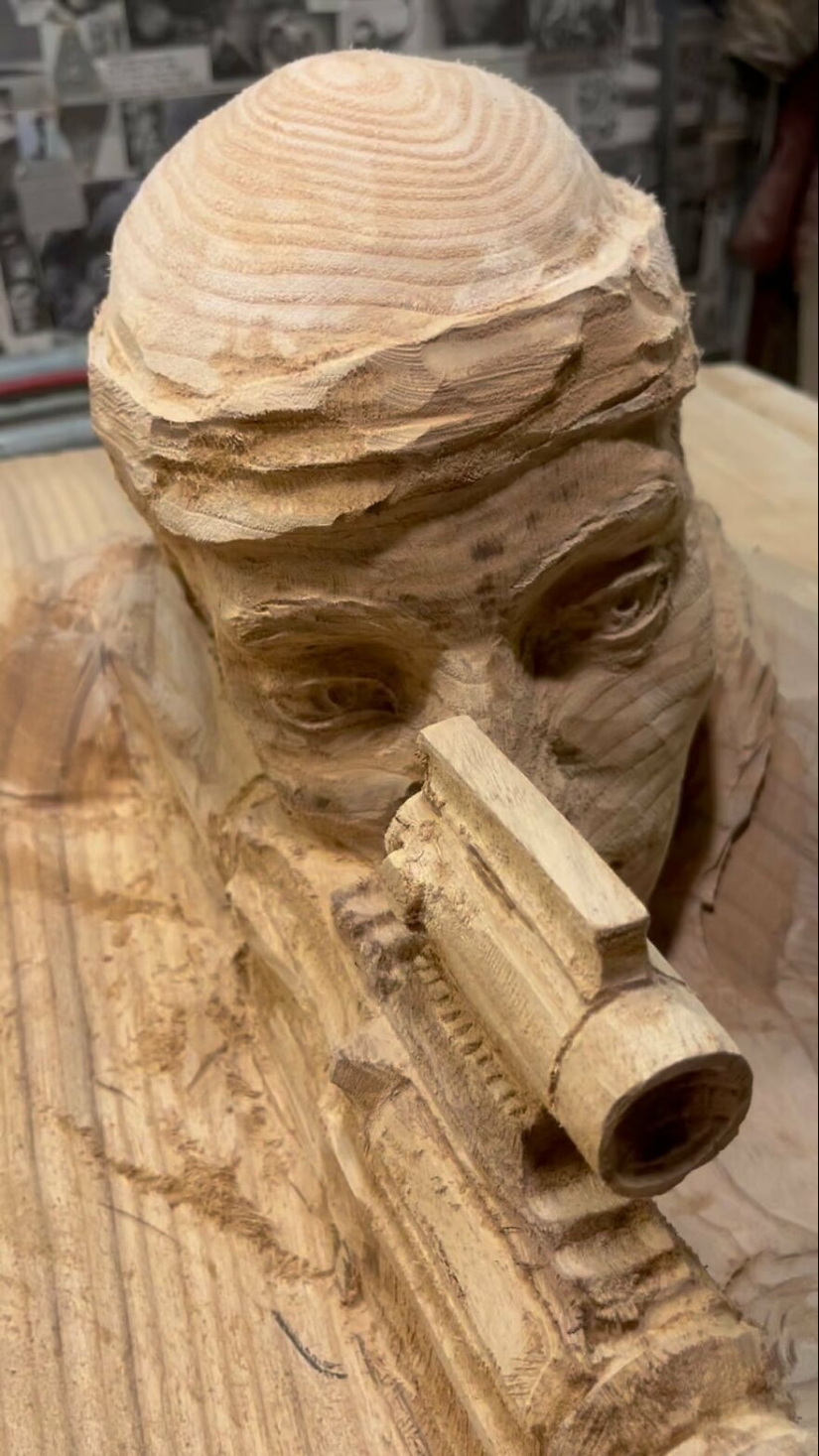 Este artista utiliza una motosierra para crear esculturas increíblemente detalladas Este artista utiliza una motosierra para crear esculturas increíblemente detalladas