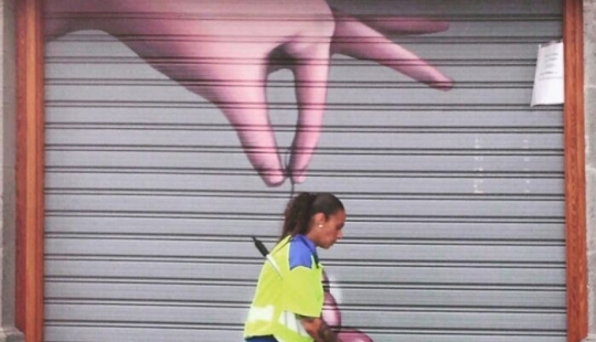 Este fotógrafo encuentra una estética extraordinaria al capturar momentos espontáneos Este fotógrafo encuentra una estética extraordinaria al capturar momentos espontáneos