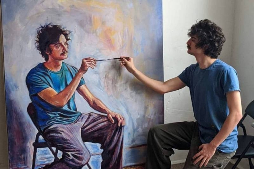 Estoy escribiendo un autorretrato en el que estoy escribiendo un autorretrato: Seamus Ray y su recursión Estoy escribiendo un autorretrato en el que estoy escribiendo un autorretrato: Seamus Ray y su recursión