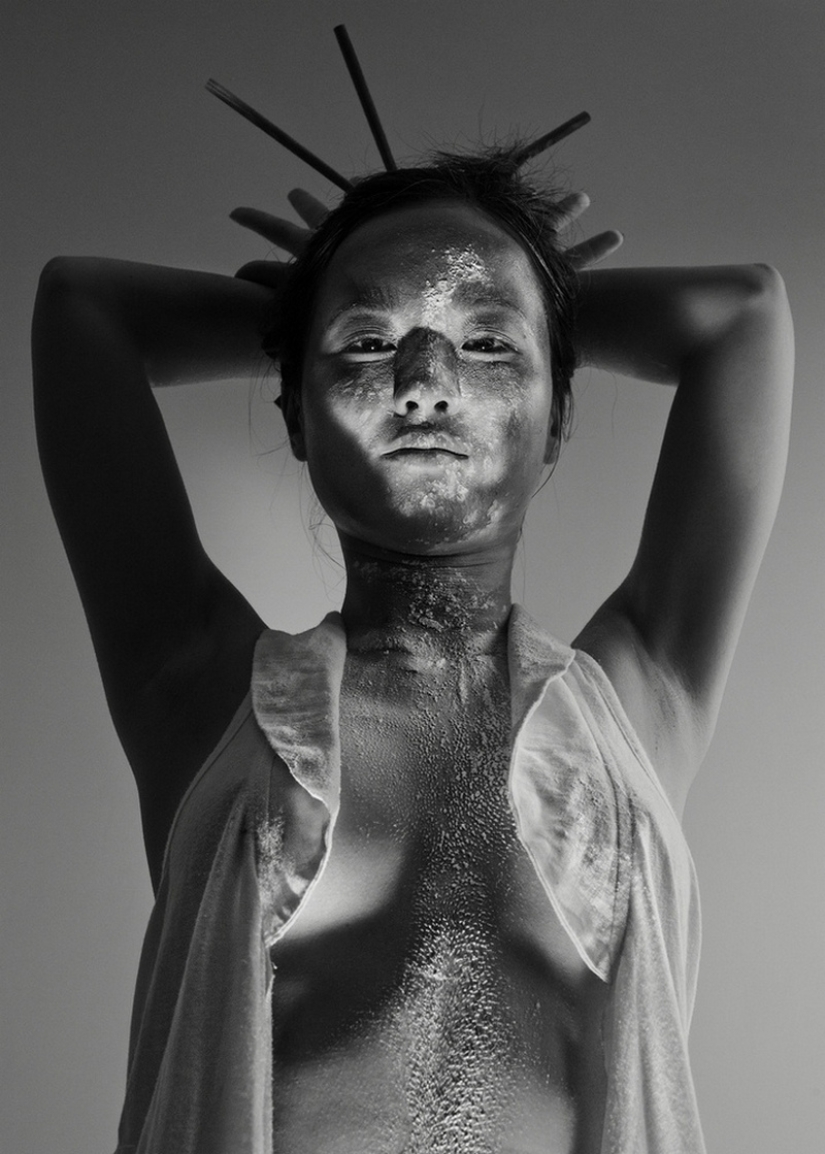 "Estoy fascinado por el misterio escondido en las caras": retratos expresivos de Billy Plummer