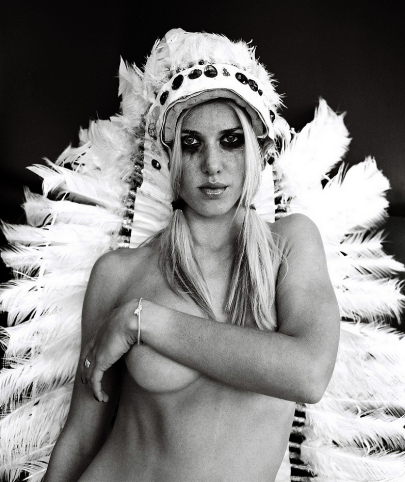 "Estoy fascinado por el misterio escondido en las caras": retratos expresivos de Billy Plummer