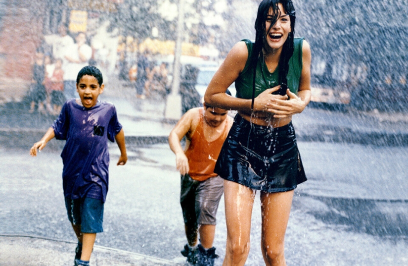 Estrellas de cine y modelos en fotografías de retratos de Andrew Southam