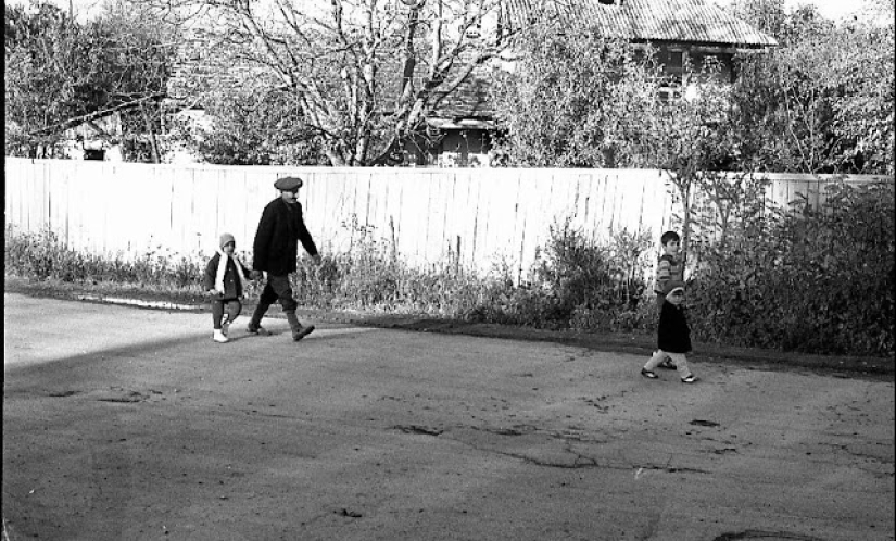 Everyday life in Soviet Georgia in 1976, captured by a Swedish photographer