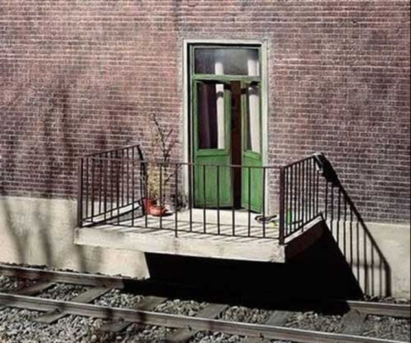 Examples of clumsy design from would-be architects and builders Examples of clumsy design from would-be architects and builders