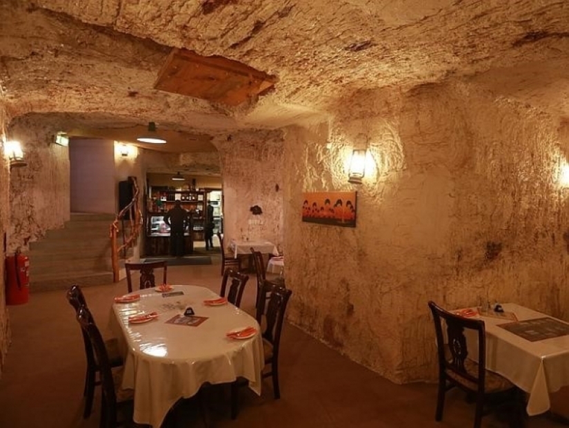 Exiles of the Sun: about the town of Coober Pedy, where people live underground Exiles of the Sun: about the town of Coober Pedy, where people live underground