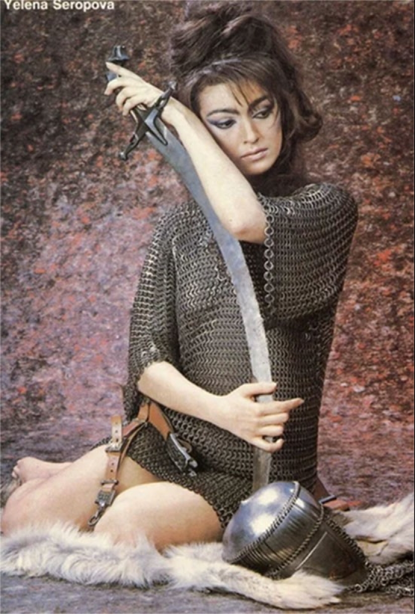 Fantasy-Soviet: 9 Amazons and warriors