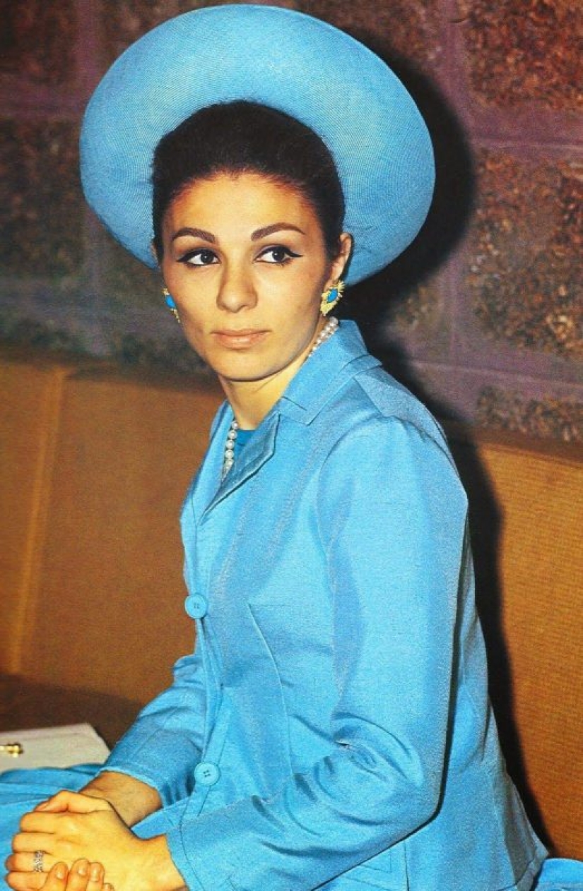 Farah Pahlavi: the last queen of Iran who lost everything but hope Farah Pahlavi: the last queen of Iran who lost everything but hope